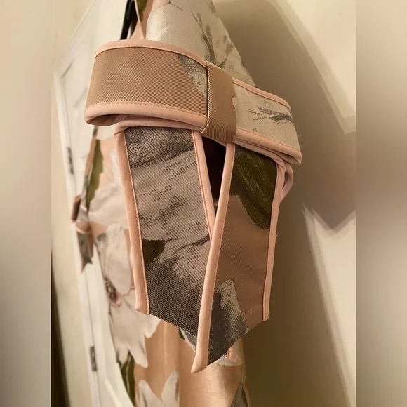NWOT Ted Baker 'Caytey' Chatsworth Bloom Dusty Pink Bow Sleeve Top - Picture 10 of 15